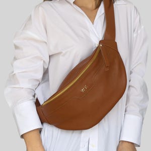 Tan Leather Fanny Pack - Women&#39;s Sling bag - Slouchy Bum Bag - Belt Bag - Crossbody Chest Bag -Artisan Bag-Personalised Purse - Gift for her