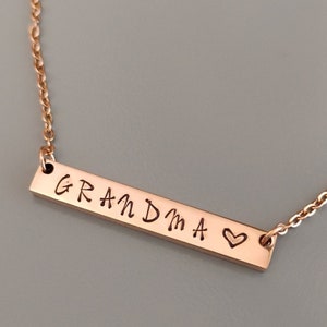 Personalized Jewelry For Grandma Mother&#39;s Day Gift Rose Gold Bar Necklace