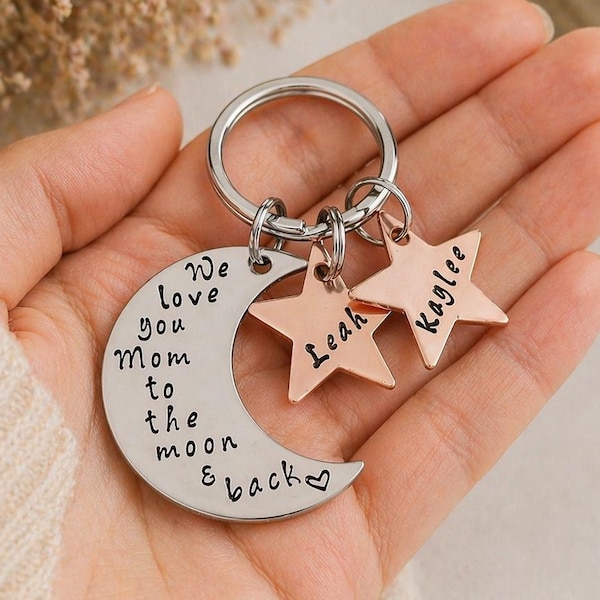 Portachiavi personalizzato con luna e stelle per la mamma – Portachiavi con nomi personalizzati – Regalo "Ti voglio bene fino alla luna e ritorno" – Regalo per la festa della mamma dai figli
