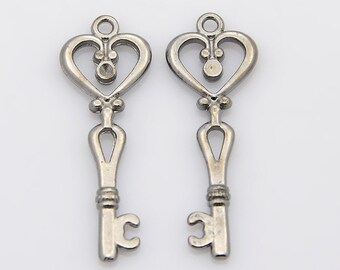 Bulk Skeleton Keys Heart Keys Black Keys Gunmetal Wholesale Keys Skeleton Key Pendants Wedding Keys 42mm-50 pieces