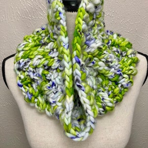 Volendam Cowl, Beetlejuice Colorway, 100% Merino Wool