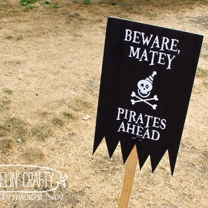 Pirate Party Welcome Sign Printable image 1