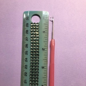 Latch Hook,Pulling Needle, I-Tip Micro Hair Extension Latch, hair tinsel tool, black or pink handle