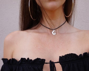 Black Moon Choker, Crescent Moon Charm, Gift for Cat Lover, Moon with Cat, Gift for Teen Girl, Gift for Girlfriend, Vegan Festival Jewelry