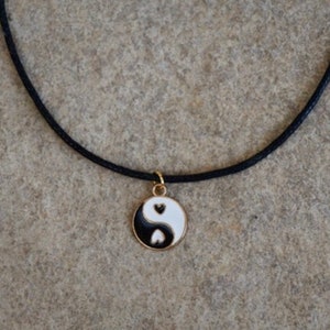 Yin Yang Choker, Black Choker with Yin Yang Charm, Black and White Jewelry, Cute Choker, Gift for Girlfriend, Duality, Gold Choker