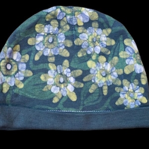 Holiday SALE! Green Baby Hat, Floral Baby Hat, Batik Baby Beanie, Newborn Baby Gift, Batik Baby Shower Gift, One of a Kind // 0-6 months