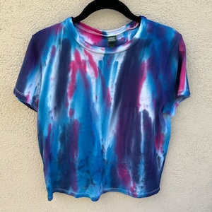 Blue Crewneck Tie Dye Tshirt, Blue Top, Hippie Clothing, One of a Kind Gift, Bohemian, Unique Gift for Her // Medium