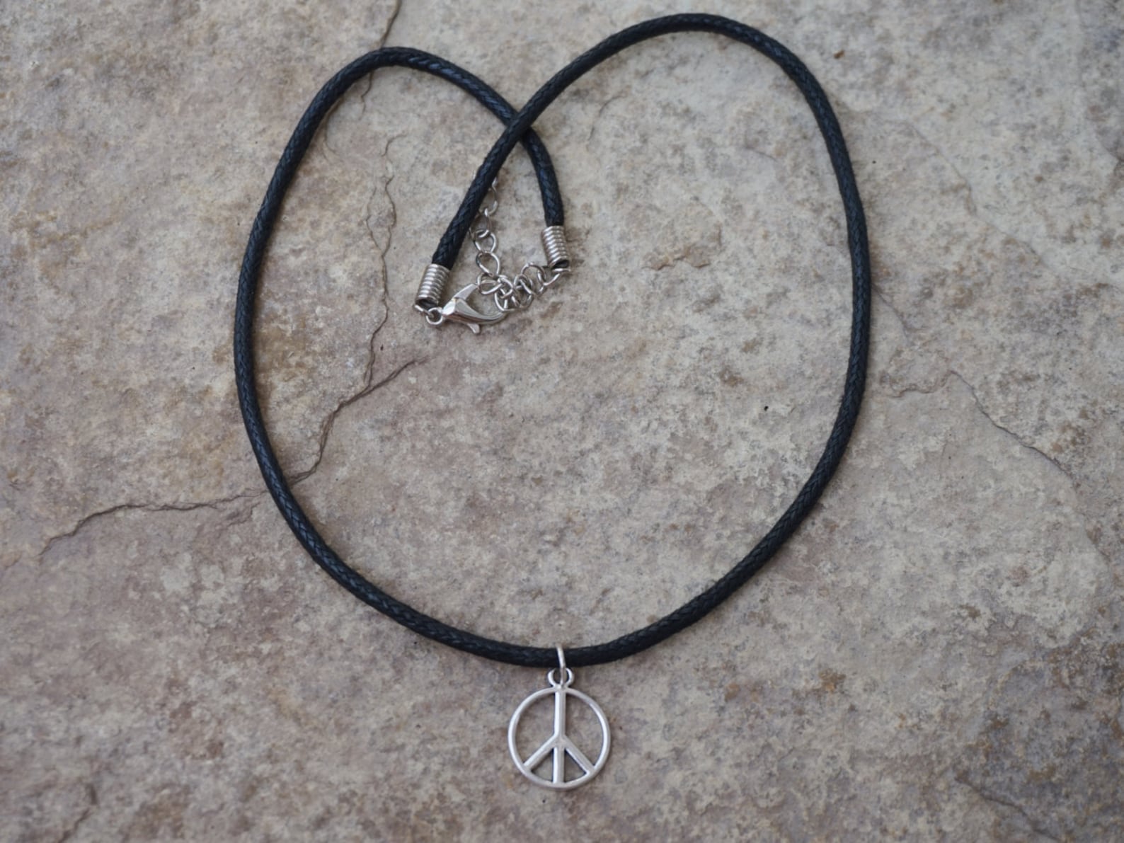 Live in Peace Choker