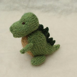 Mummy and baby dinosaurs knitting pattern PDF image 8