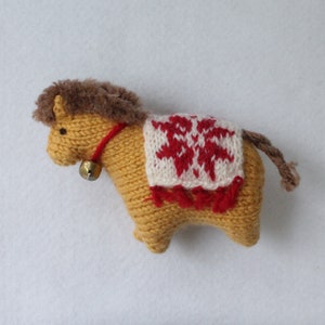 Christmas Ponies Knitting Pattern PDF image 5