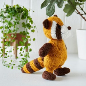 Red Panda Knitting Pattern PDF - Etsy