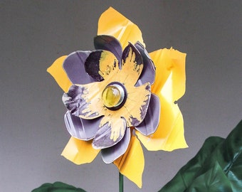 Metal Flower Sculpture. Use as Yard Art Garden Stake or Indoor Outdoor Wall Hanging. Cottage Farmhouse. Eco-friendly holiday gift. 21-106