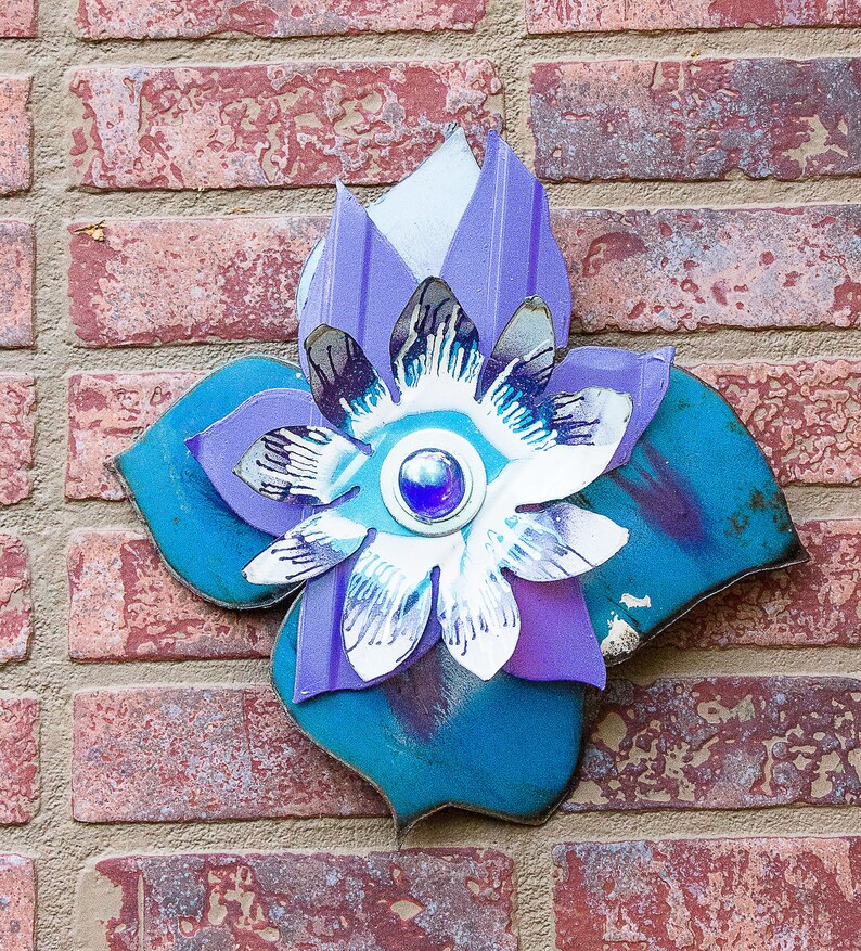 Metal Flower. Use as Wall Hanging or Garden Yard Art. Blue Purple White. Perfect Farmhouse Country Cottage decor. Great gift idea. 17-266 image 6