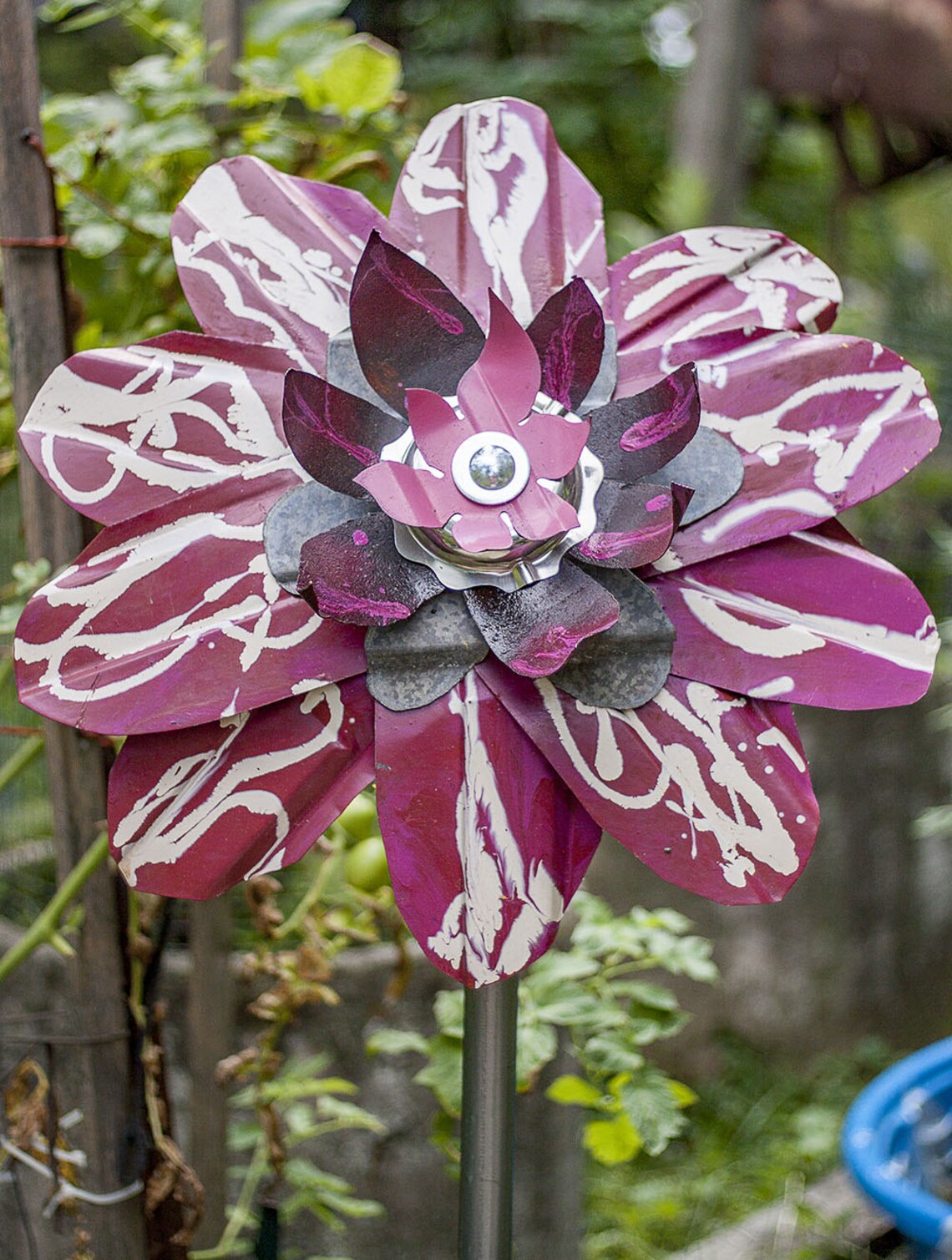 Giant Metal Flower Yard Art Garden Stake, Reclaimed Repurposed Metal