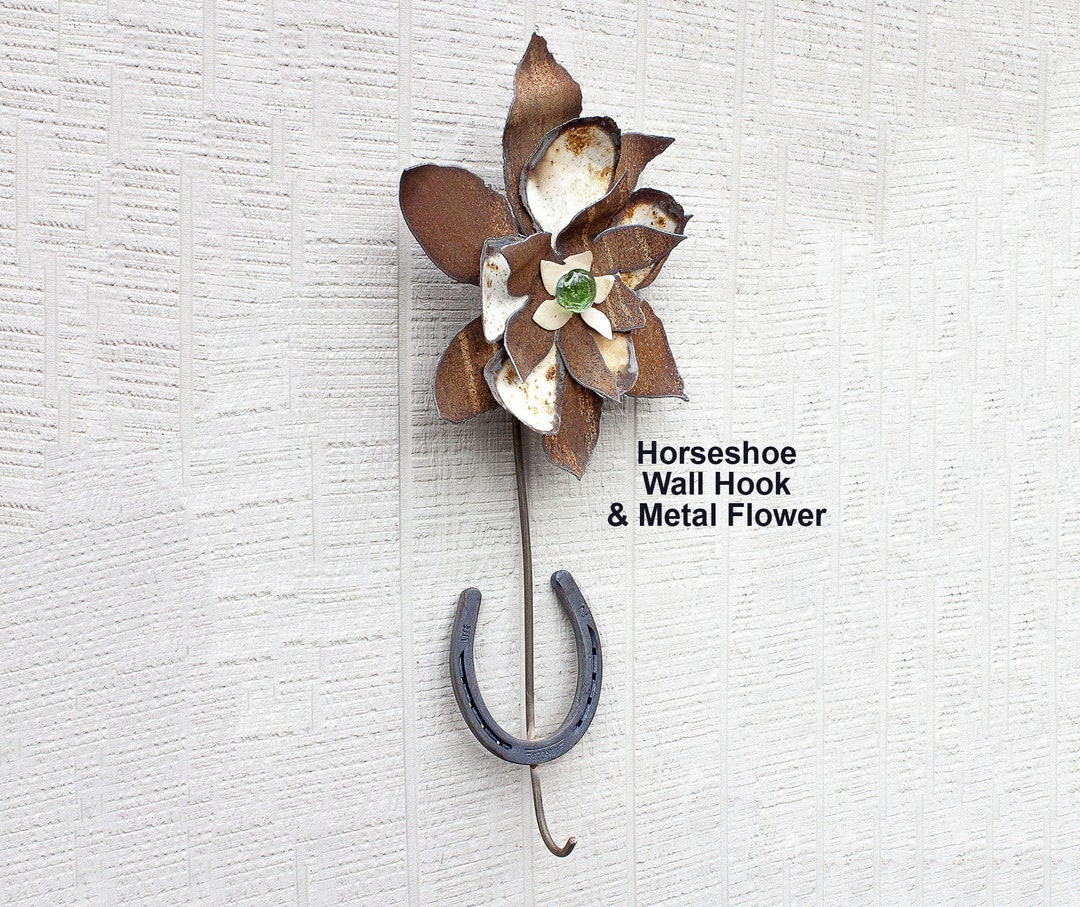 Horseshoe Wall Hook W/metal Flower. Rusty Recycled Metal Wall Art