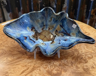 Becca Irvin Pottery- Leaf Bowl