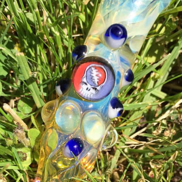 Gr8full SYF Glass fumed chillum hand blown SYF Millie with highlights. Color changing. Flat mouthpiece