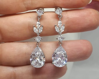 Crystal teardrop chandelier earrings, bridal earrings, drop earrings, wedding earrings, bridal drop earrings, silver cubic zirconia earrings