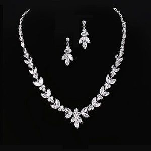 Bridal Necklace Earring Set Diamond Bridal Jewelry Set Silver Zirconia Wedding Jewelry Bridal Vine Jewelry Wedding Necklace Set Crystal Leaf