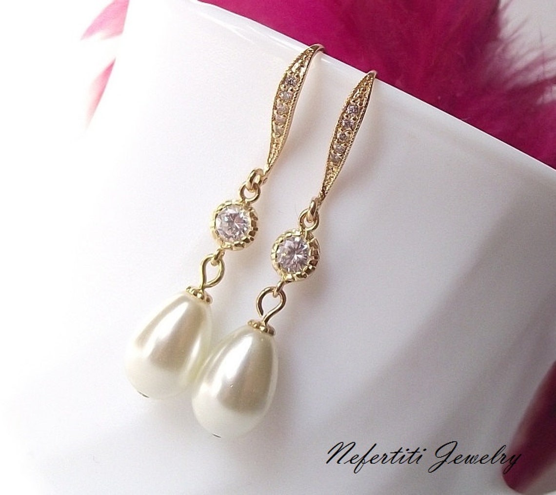 Elegant Pearl Drop Gold Earrings