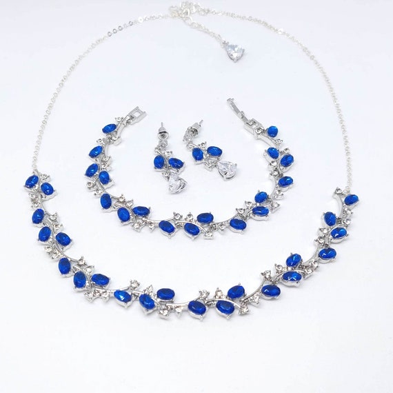 Oval Lab-Created Blue and White Sapphire Frame Pendant, Earrings and Ring  Set in Sterling Silver - Size 7 | Zales Outlet