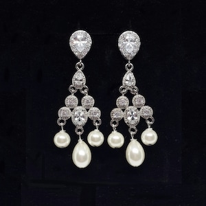Crystal Pearl Chandelier Bridal Earrings, Vintage Wedding Pearl Drop Earrings, Silver Wedding Earrings for Bride Earings, Pearl Diamond