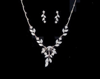 Bridal Jewelry Set, Silver Vine Necklace, Bridal Necklace Set, Wedding Necklace & Earring set, Silver Wedding Jewelry Set, Crystal Vine Leaf