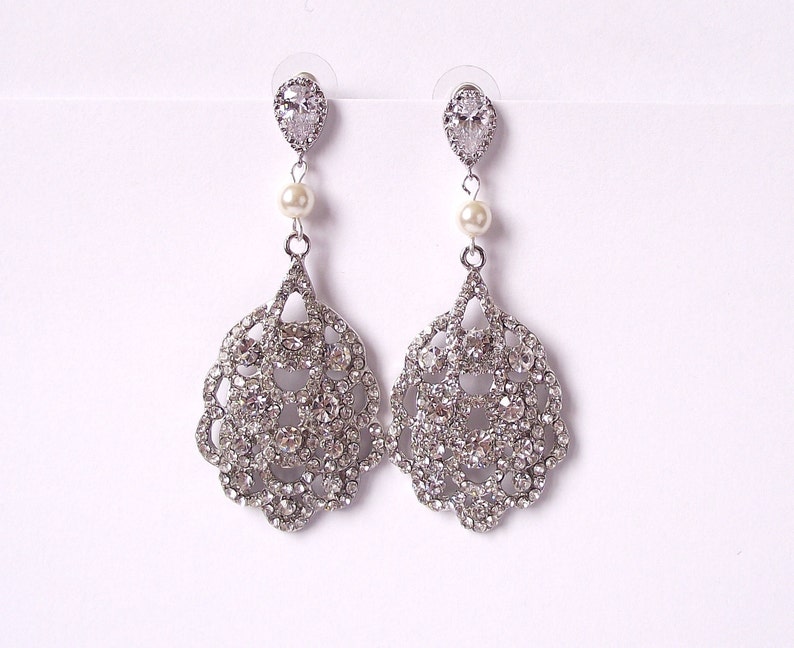 pearl chandelier earrings bridal jewelry rhinestone earring Chandelier wedding earrings silver bridal earrings crystal /& pearl earrings