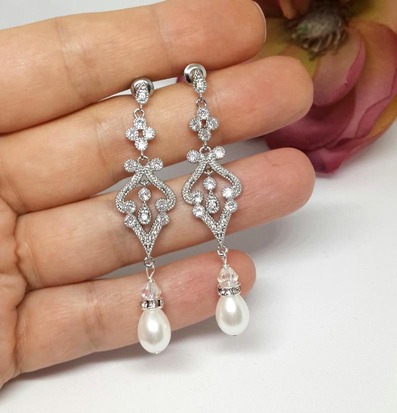 Pearl Crystal bridal earrings, gold chandelier earrings, wedding earrings, gold & pearl earrings, gold bridal vintage chandelier earrings image 5