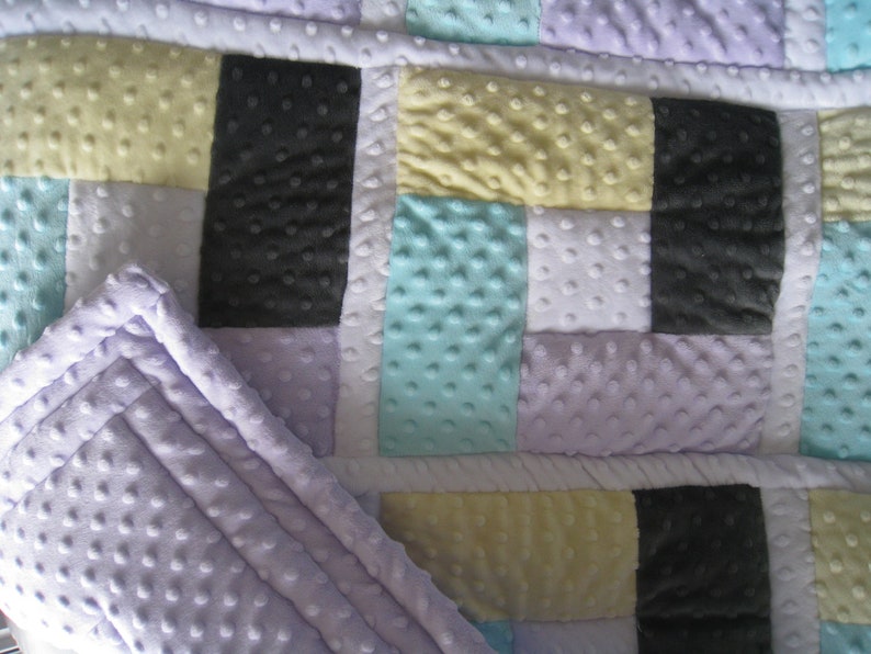 Custom Baby Girl Minkie Quilt 45 X 54 Etsy Canada