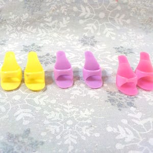 Barbie/Fashion Doll Size Open Toe High Heels Shoes - 3 Pairs Marked Taiwan #C