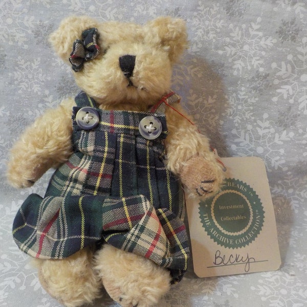 Boyds' Bear "BECKY"- The Archive Collection - Pre-owned W/Tag