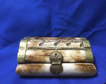 Handmade Bone Horn Gifts Box Modern Jewelry Gifts Box Unique Antique Box Smart Black and White Storage Box