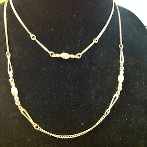 Vintage Gold Tone Twisted Bead Necklace
