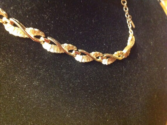 Vintage Monet Goldtone Necklace Signed Tag - image 5