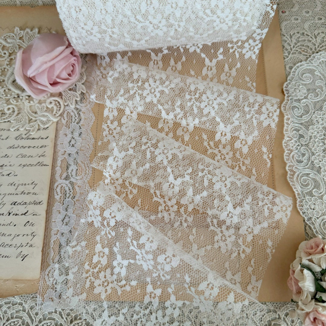 Ivory Raschel Lace Clio