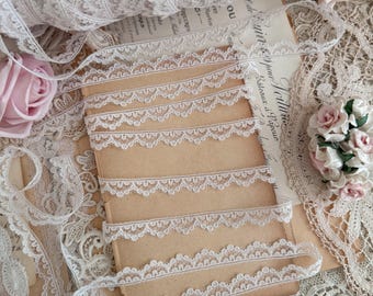Vintage Ecru Scalloped Lace Trim, Doll Making Sewing Supplies, By the Yard