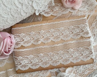 Vintage Beige Scalloped Dotted Mesh Floral Lace Trim by the yard