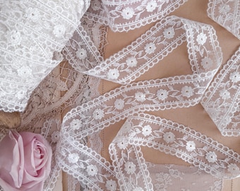 Vintage White Ivory Floral Embroidered Net Mesh Lace Ribbon Trim by the Yard
