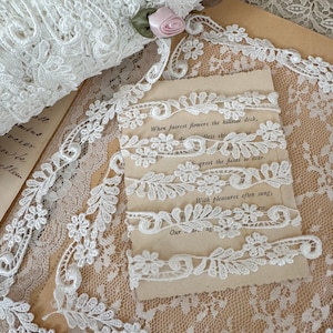 Vintage Floral Scroll Venise Lace Trim by the Yard – Soft White Ivory Lace Edging, Romantic Lace Trim for Sewing, Lingerie & Junk Journals