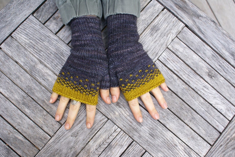 Knitting Pattern: Driftless Mitts DK // Adult Wool Mitts Mittens // Easy Colorwork Knitting image 1