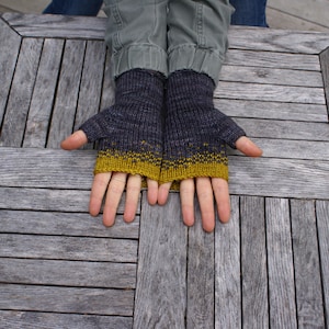 Knitting Pattern: Driftless Mitts DK // Adult Wool Mitts Mittens // Easy Colorwork Knitting image 4