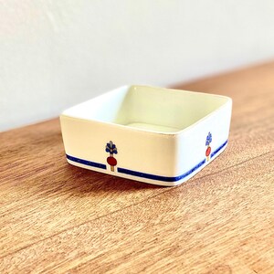 Vintage Cartier La Maison Vénitienne Porcelain Box. Limoges France. Trinket Box. Cottage Home Decor