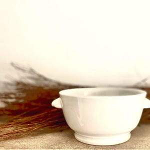 Vintage Pillivuyt French Porcelain Onion Soup Bowl. French Farmhouse Country Cottage Table. Rustic Kitchen. Chef Supplies. Parisian Cafe
