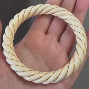 Vintage Italy 14K Gold Wire Wrapped Bangle Ribbed Bracelet Bovine Bone Shrimp Style Chunky