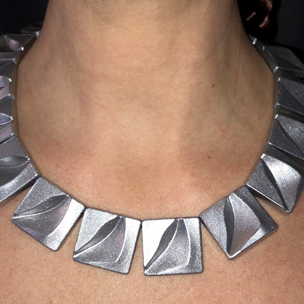 Réplica del collar ceremonial de la Princesa Leia de Star Wars - hecho a medida