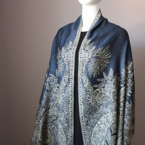 Fast Shipping, Winter scarf, Midnight Blue scarf, pashmina, Paisley scarf, Fern scarf image 4