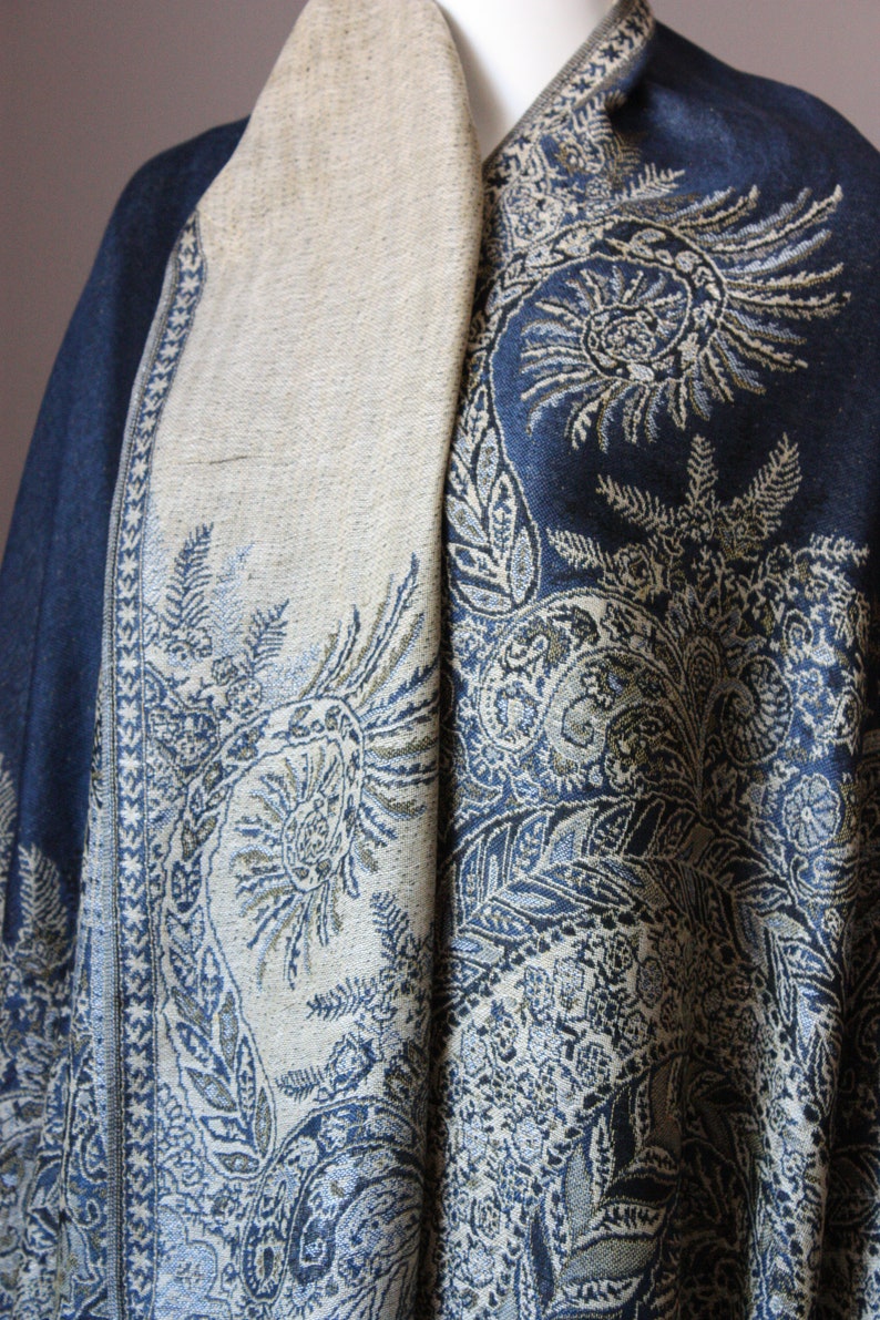 Fast Shipping, Winter scarf, Midnight Blue scarf, pashmina, Paisley scarf, Fern scarf image 9