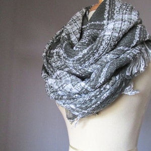 Plaid grey scarf,  chunky scarf, blanket scarf, winter scarf, oversized infinity scarf, Charcoal Grey scarf