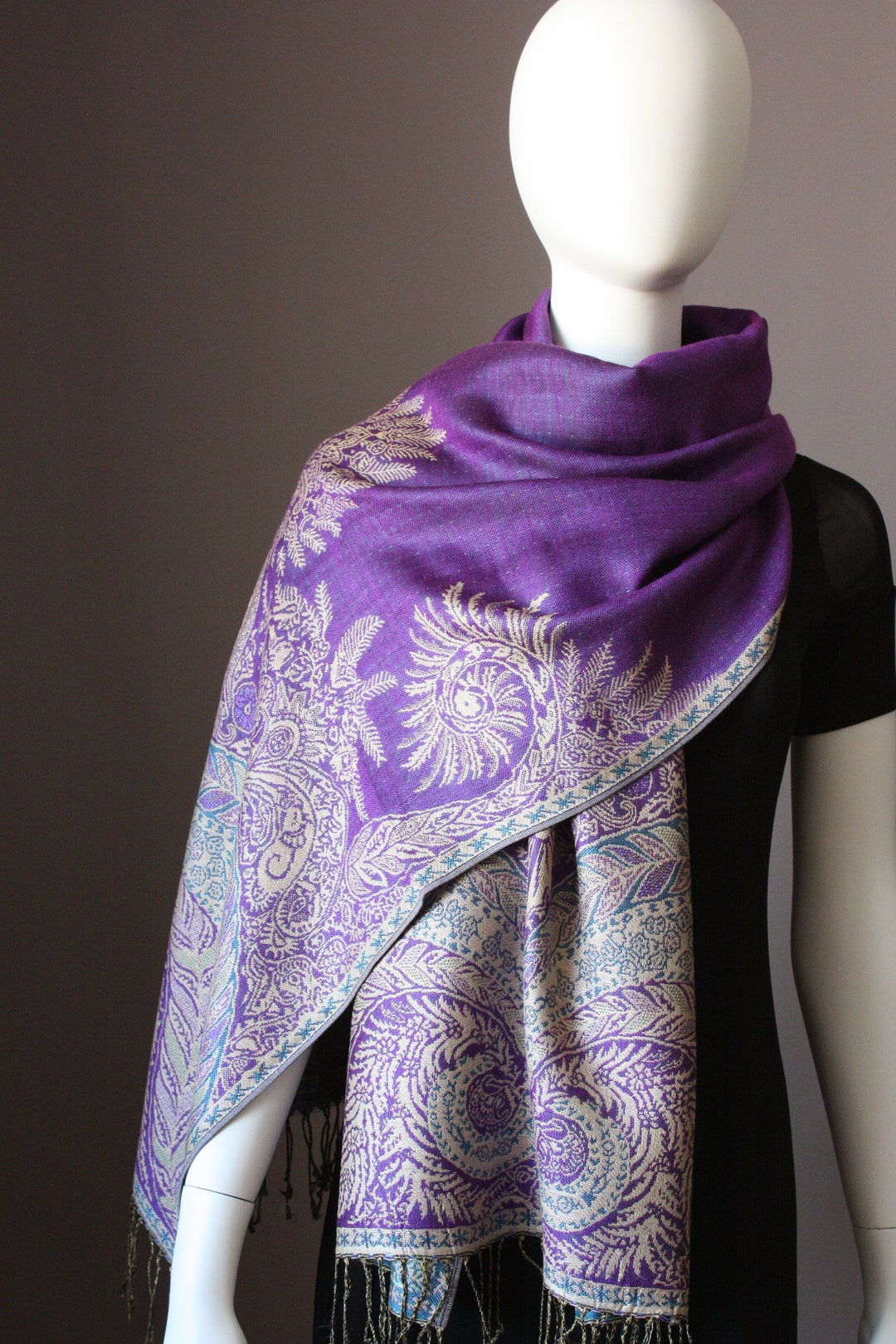 rave pashmina shawl